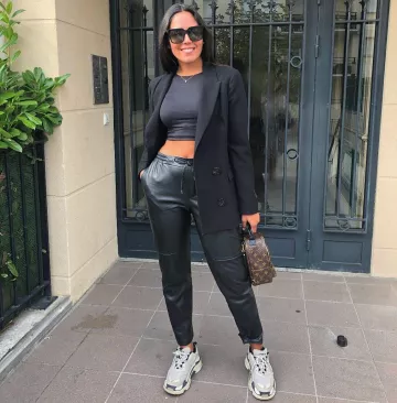 Crop Top de Laura Naim en la cuenta de Instagram @laura_naim