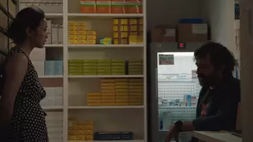 Polka dot dress black and white Brigitte (Linh Dan Pham) in Mytho (S01E01)