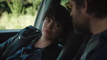 Cuero Perfecto de Carole (Marie Drion) en Mytho (S01E02)