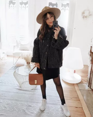 El abrigo ANDY de BA&SH usado por Margaux en la cuenta de Instagram de @estherjunelife