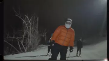 Moncler Greno­ble Black Strap Gloves of Drake in the music video Drake - War