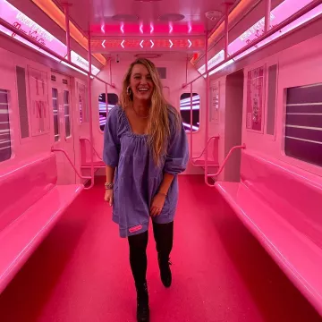 Christian Louboutin Mad 70 Pointes en Cuir Matelassé à la Cheville Bottes portées par Blake Lively Instagram le 23 décembre 2019