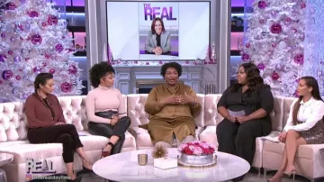 Zara Ceinture de Pantalon Simili Cuir porté par Tamera Mowry sur Le Réel, le 22 décembre 2019