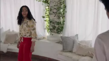 Red Wide Leg Jeans worn by Molly Hernandez (Allegra Acosta) in Marvel's Runaways Season 3 Episode 7