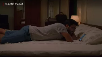 Shorts jean s Dhruv Sehgal (Dhruv Sehgal) in The small things (S03E03)