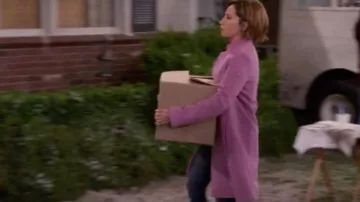 Long coat - Lilac Kayla (Ashley Tisdale) in Merry Happy Whatever (S01E08)