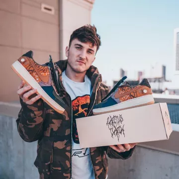 The pair of sneakers nike air force One X travis scott Harrison Nevel on the account Instagram of @harrisonnevel 