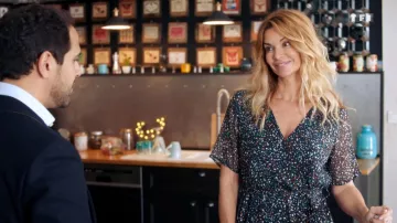 Vestido estampado de lunares de Chloé (Ingrid Chauvin) en Tomorrow Belongs to Us