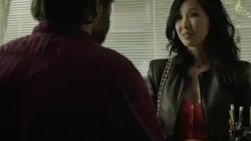 Top red collar buttoned Brigitte (Linh Dan Pham) in Mytho (S01E05)