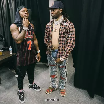 Air Jordan 4 Retro Black Cement de Offset sur le compte Instagram de @offsetyrn