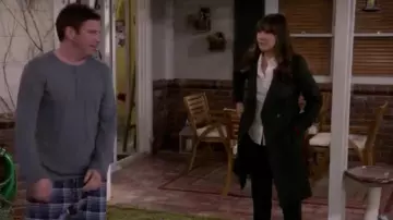 Black Jeans by Joy Quinn (Elizabeth Ho) in Merry Happy Whatever (S01E06)