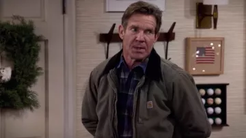 Camisa a cuadros azul y blanco de Don Quinn (Dennis Quaid) en Merry Happy Whatever (S01E04)