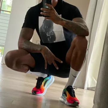 Air Max 720 Be true porté par Booba  sur le compte Instagram de @boobaofficial 