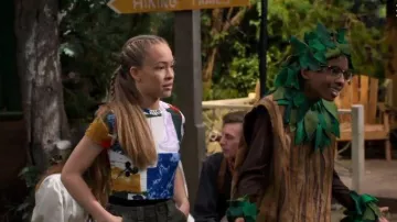 Urban Outfitters Ribbed Cropped Top  worn by  Ava (Shelby Simmons)  in BUNK'D Season 4 Episode 9