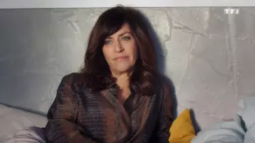 The Shirt snake print Flora (Anne Caillon) in Tomorrow belongs to us the 30/12/2019