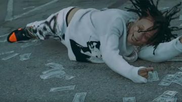 Nike Halloween Baskets Trippie Redd dans la vidéo de musique Trippie Redd - Moon Walker (Prod. Star Garçon)