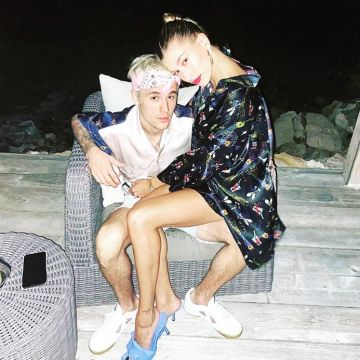 Rolex Lady Datejust Montre porté par Hailey Baldwin Instagram le 31 décembre 2019