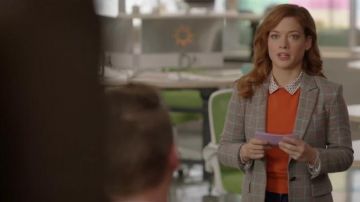 Rag & Bone Carreaux Plaid Blazer porté par Zoey Clarke (Jane Levy) en Zoey Extraordinaire de la Playlist de la Saison 1 Épisode 1