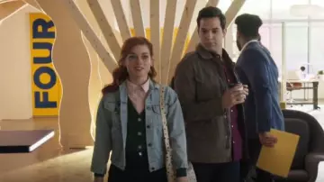 Levi's Truck­er Den­im Jack­et of Jane Levy in Zoey's Extraordinary Playlist