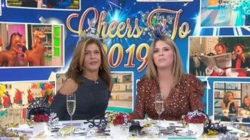 Maggy London Metal­lic Cold Shoul­der Dress worn by Hoda Kotb on Today December 31, 2019