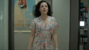 The dress Noémie Leclerc (Laure Calamy) in Ten percent S02E06