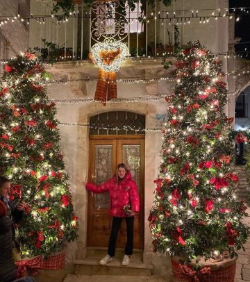 Louis Vuitton Pochette Multi porté par Anna Dello Russo Dans Locorotondo 9 décembre 2019