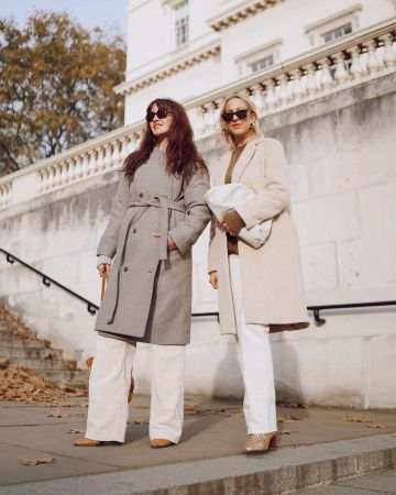 Pantalon blanc d'Alice sur l'Instagram account @belleandbunty