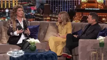 Isabel Marant Jaune Velours de la Robe portée par Kelly Ripa sur le LIVE avec Kelly et Ryan, 26 décembre 2019