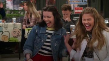 Navy and white contrast trim sweater worn by Hannah (Merit Leighton) in Alexa & Katie Season 3 Episode 3