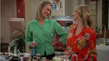 Mi­ni Neck­lace worn by Katie Cooper (Isabel May) in Alexa & Katie Season 3 Episode 7