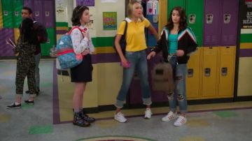 Flo­ral Print­ed Boots worn by Hannah (Merit Leighton) in Alexa & Katie Season 3 Episode 7