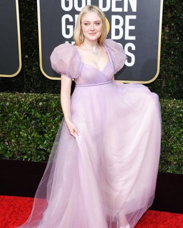 Sophia Webster Natalia Velvet Sphere Heel Platform Sandal usada por Dakota Fanning Golden Globe Awards enero 5, 2020