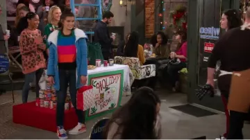 Col­or Blocked Sneak­ers worn by Alexa Mendoza (Paris Berelc) in Alexa & Katie Season 3 Episode 5