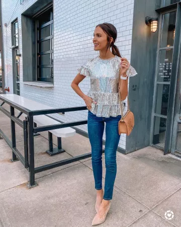 Bomba puntiaguda de Lauren Kay en la cuenta de Instagram @laurenkaysims