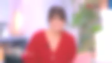 Le gilet rouge de Faustine Bollaert dans Ça commence aujourd'hui des nouvelles de nos invités du 06/01/2020