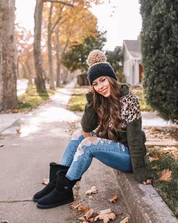 Jegging Pants Blue de Julia en la cuenta de Instagram @uniquelyjulz