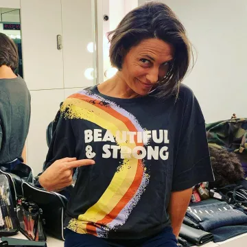 La hermosa y fuerte camiseta de Alessandra Sublet en la cuenta de Instagram de @alessandra_sublet