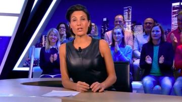 The leather dress black by Alessandra Sublet's in It is Canteloup