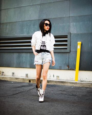 Top Noir de Nina Hu sur l'Instagram account @citizensrunway
