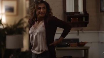 Lace Trim Camisole worn by Anna (Sarayu Blue) in The Unicorn  Season 1 Episode 11