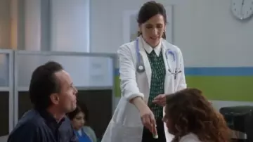 Sleeve Blouse worn by Delia (Michaela Watkins) in The Unicorn Season 1 Episode 11