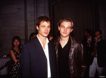 The brown leather jacket worn by Leonardo DiCaprio in the 90's for a promotional night of The Basketball Diaries