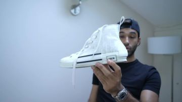 The pair of sneakers dior Anil B-Anil Brancaleonie in the video ALL MY SNEAKERS (Nike, Off White, Dior...) 