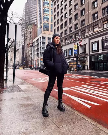 Sunset wide smooth leather yves saint laurent black maroua account on the Instagram of @thedollbeauty