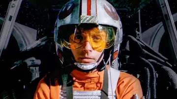 Luke Skywalker (Mark Hamill) Casco de simulación de combate en Star Wars