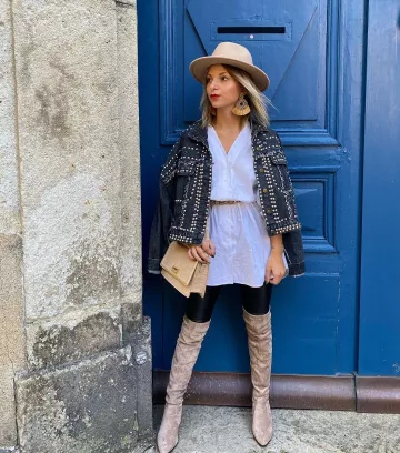 The small bag boxy beige that door Sandrine account on the Instagram of @sandrinemrn