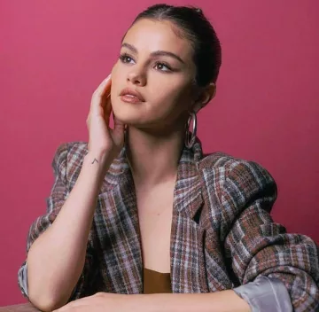 Vince Square Neck Tank Top worn by  Selena Gomez iHeartRadio Album Release Party January 9, 2020