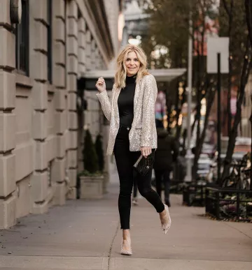 Clear Pump of Brooke Burnett on the Instagram account @onesmallblonde