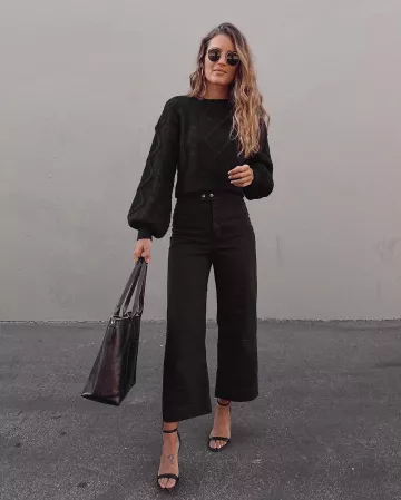Sandalia de correa de Lindsay Marcella en la cuenta de Instagram @lindsaymarcella