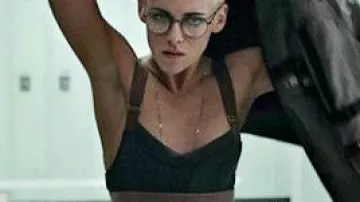 VPL B soutien-gorge de Norah (Kristen Stewart) dans le sous-marin